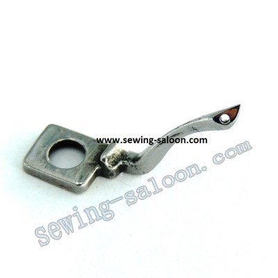 Петлитель верхний для оверлока Singer A10431000