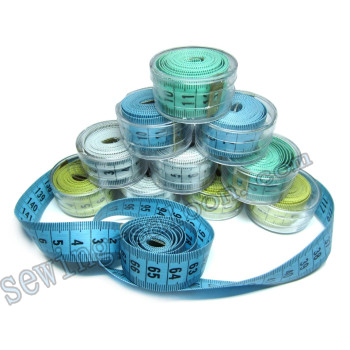 Сантиметр кравецький 150 см в футлярі